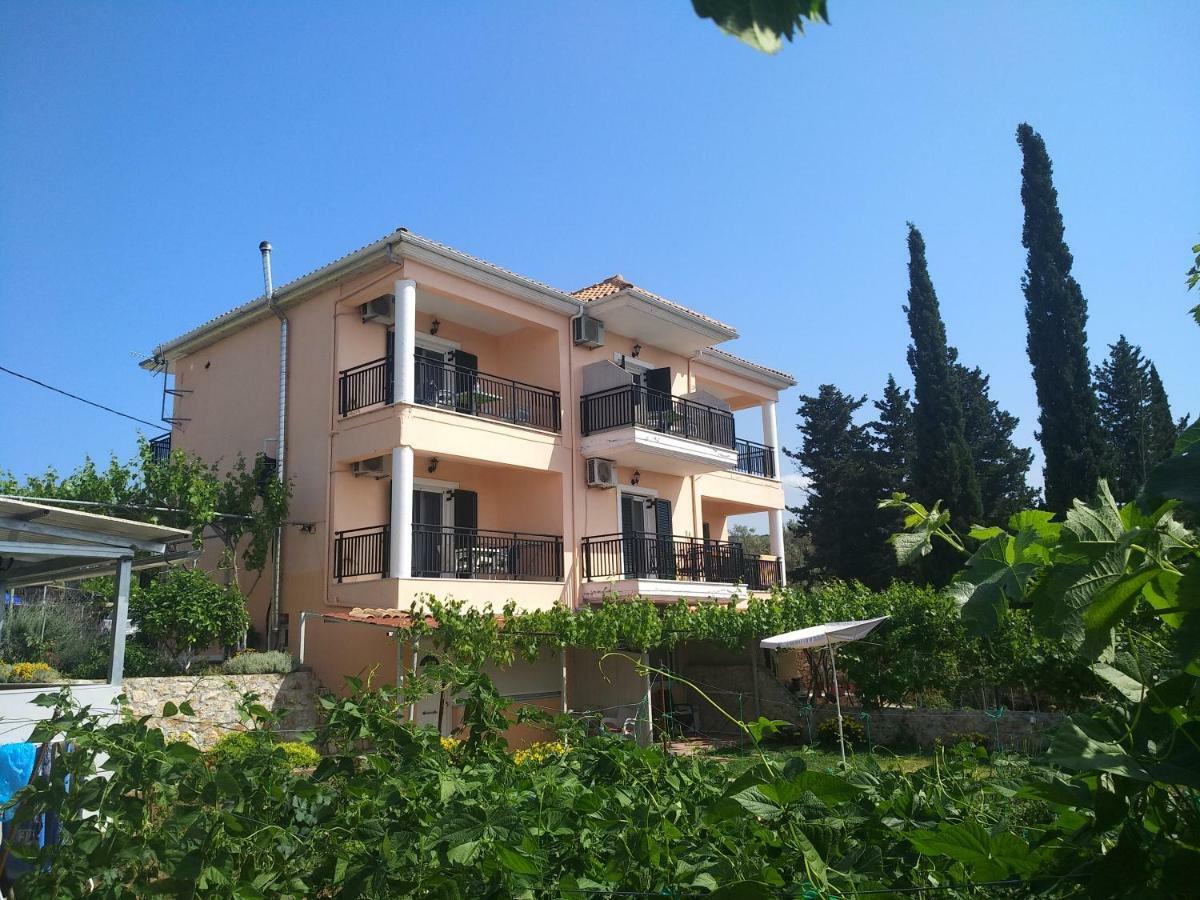 Despoina Rooms Tsoukaládhes Екстериор снимка